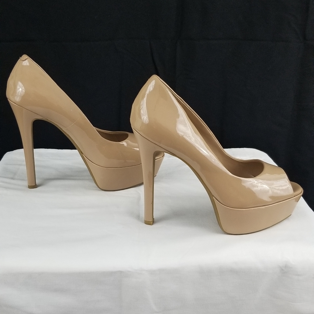 Jessica Simpson Peep Toe Platform nude heels
